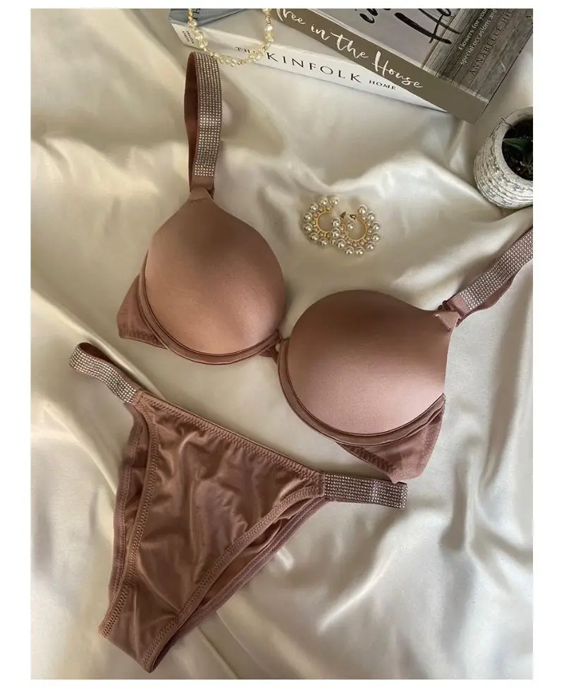 Taşlı Ultra Destekli Sütyen Takımı Taşlı Ultra Destekli Sütyen Takımı